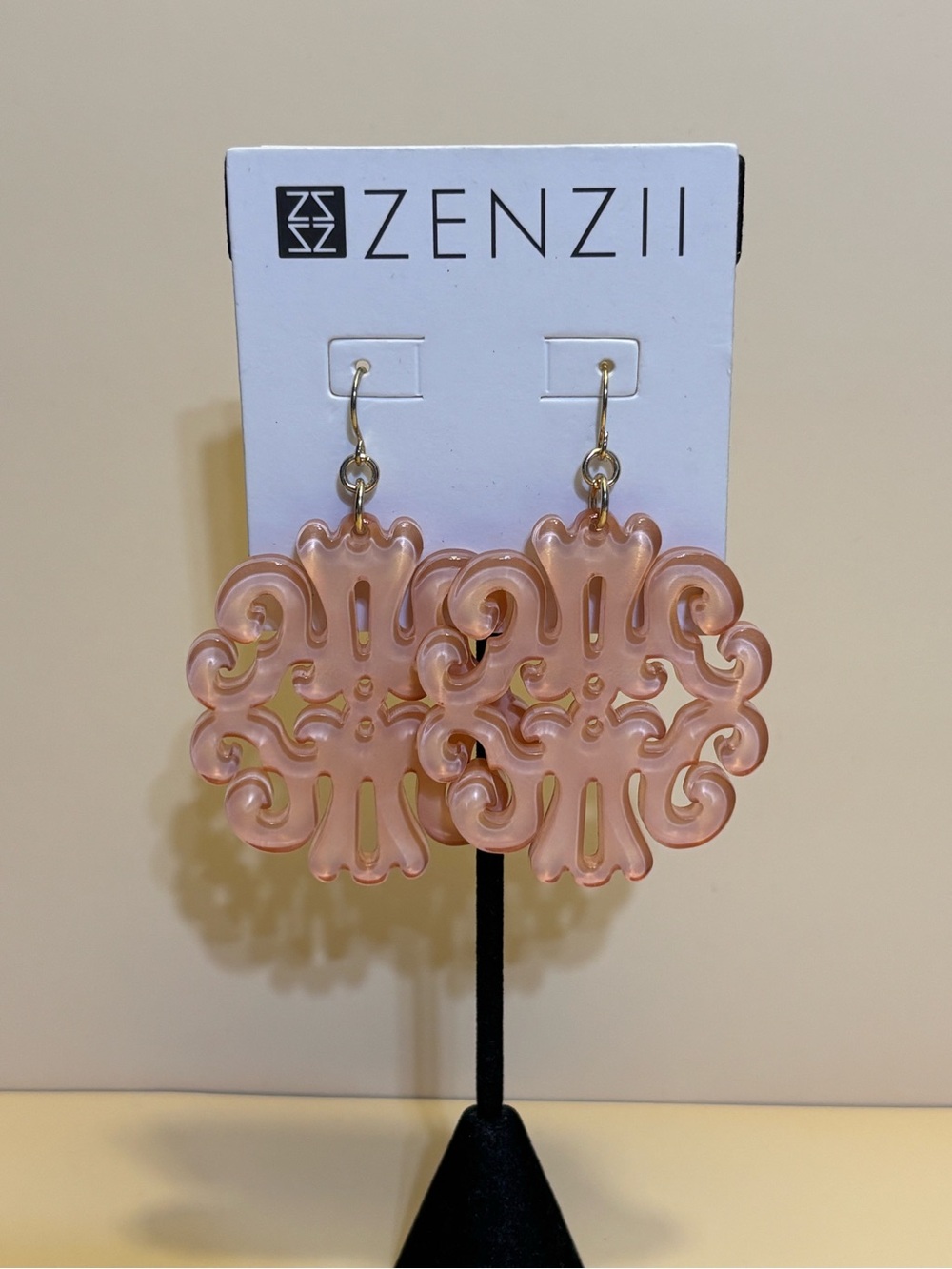 Zenzii ‘Uptown Swirl’ Pale Pink Acrylic Dangle Earrings 2”